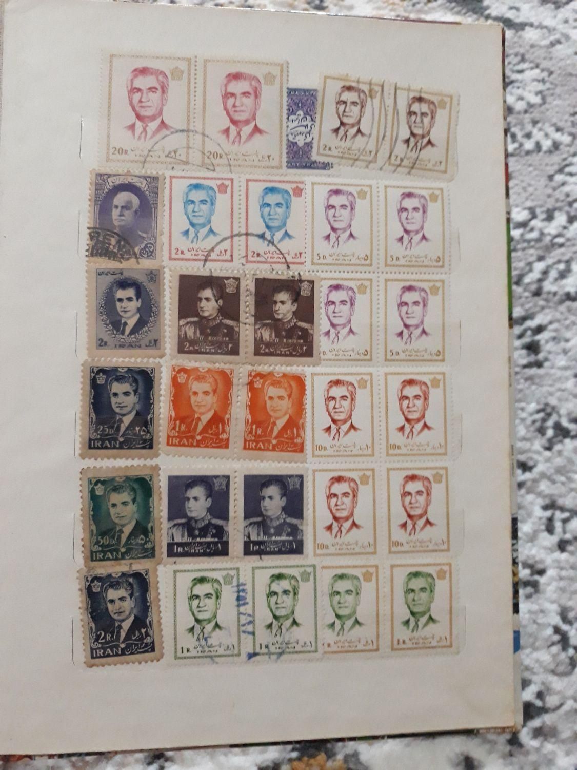 یک عد قاب عکس شاه زنش وپسرش ویک البوم تمبرشاهی|کلکسیون سکه، تمبر، اسکناس|رشت, نظری|دیوار