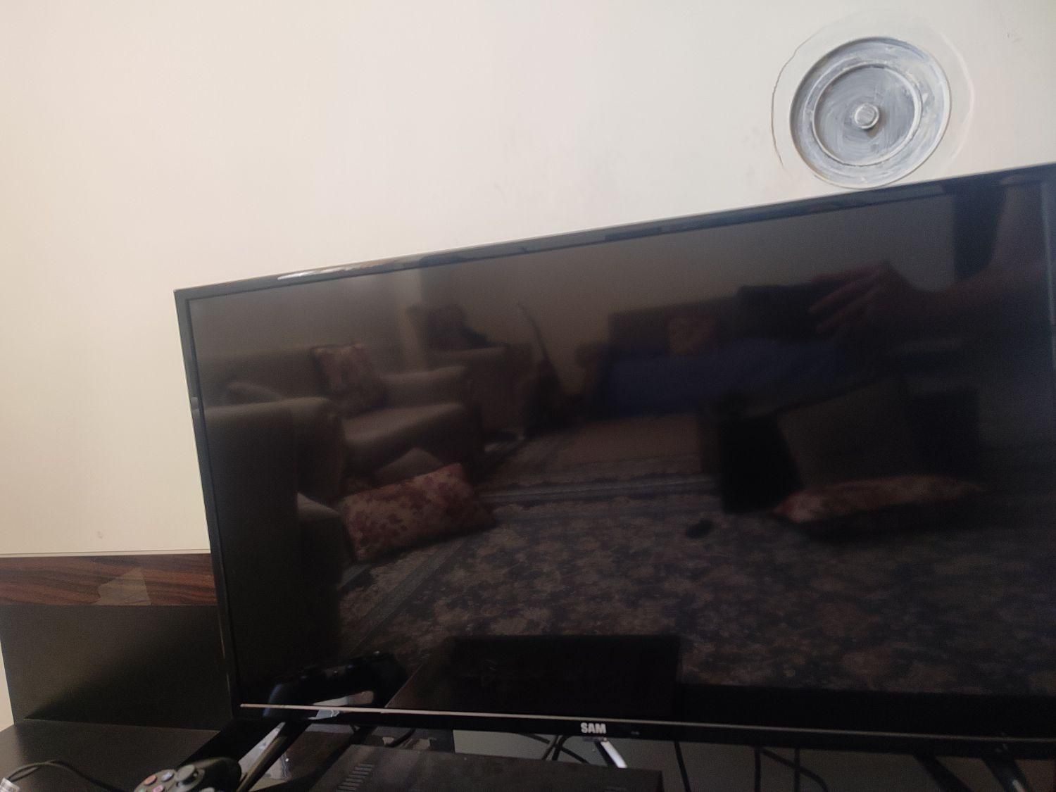 تلویزیون 32 سام کاملا نو|تلویزیون و پروژکتور|صدرا-فارس, فاز ۱|دیوار