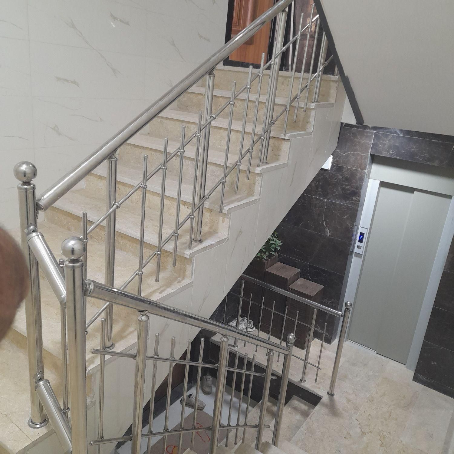 حفاظ و پله استیل|خدمات پیشه و مهارت|آباده, |دیوار