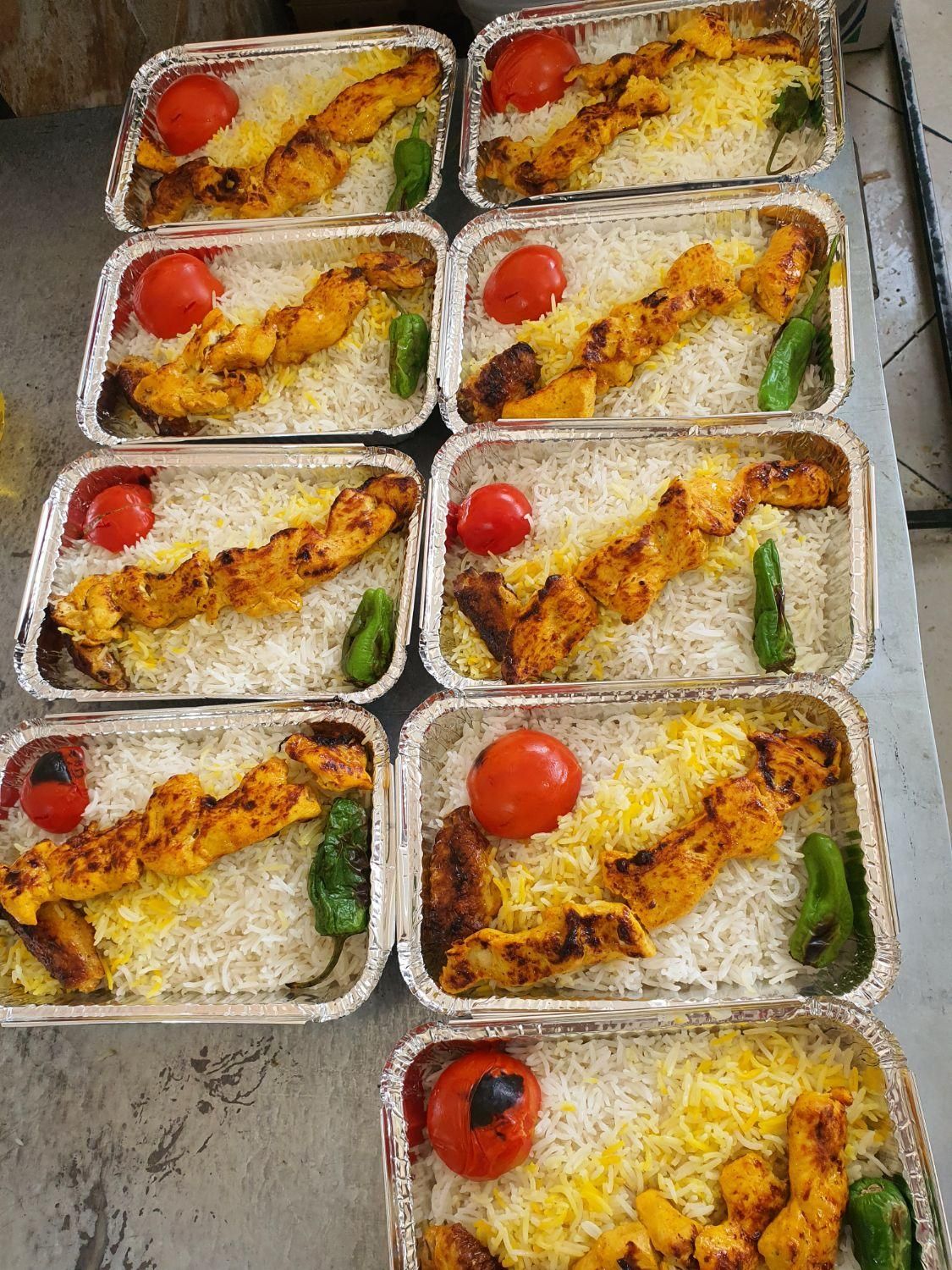 غذای آماده برای ادارات و شرکت ها قیمت 120|خدمات پذیرایی، مراسم|ارومیه, |دیوار