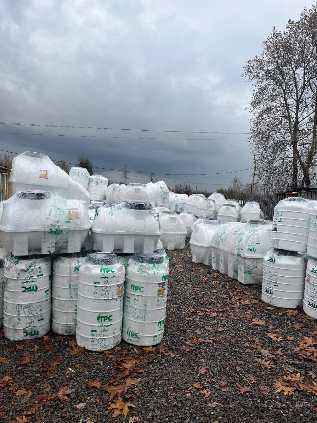 مخزن سه لایه آب تانکر آب منبع پلیمری آنتی باکتریال|مصالح و تجهیزات ساختمان|آستانه اشرفیه, |دیوار