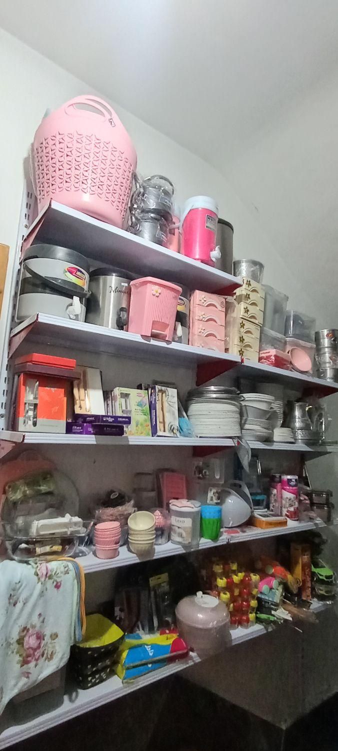 فروش فوری اجناس|قوری، کتری، قهوهساز دستی|بروجرد, |دیوار