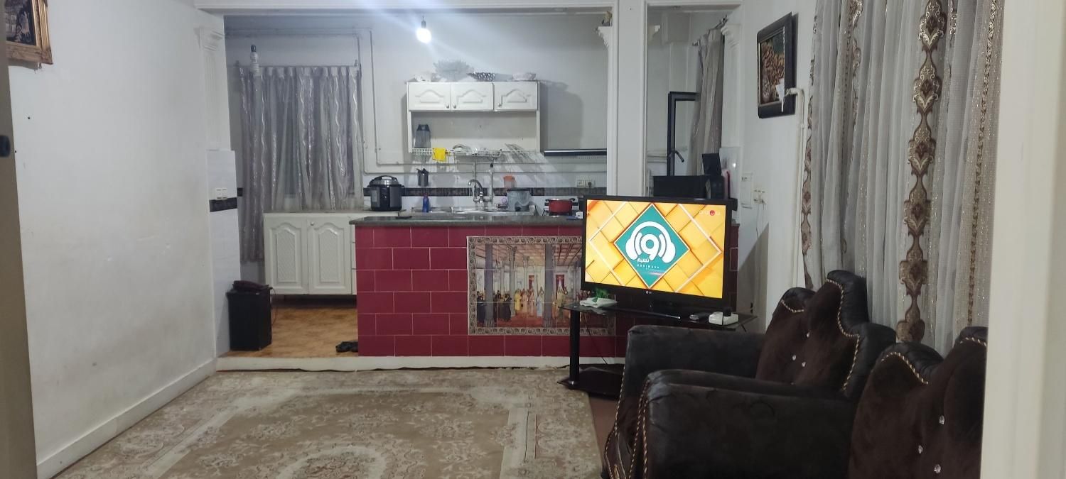 سویت مبله دور آرامگاه باباطاهر با پارکینگ|اجارهٔ کوتاه‌مدت آپارتمان و سوئیت|همدان, |دیوار