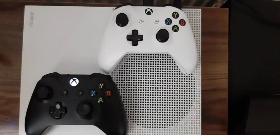 Xbox one s|کنسول، بازی ویدئویی و آنلاین|کرج, باغستان|دیوار