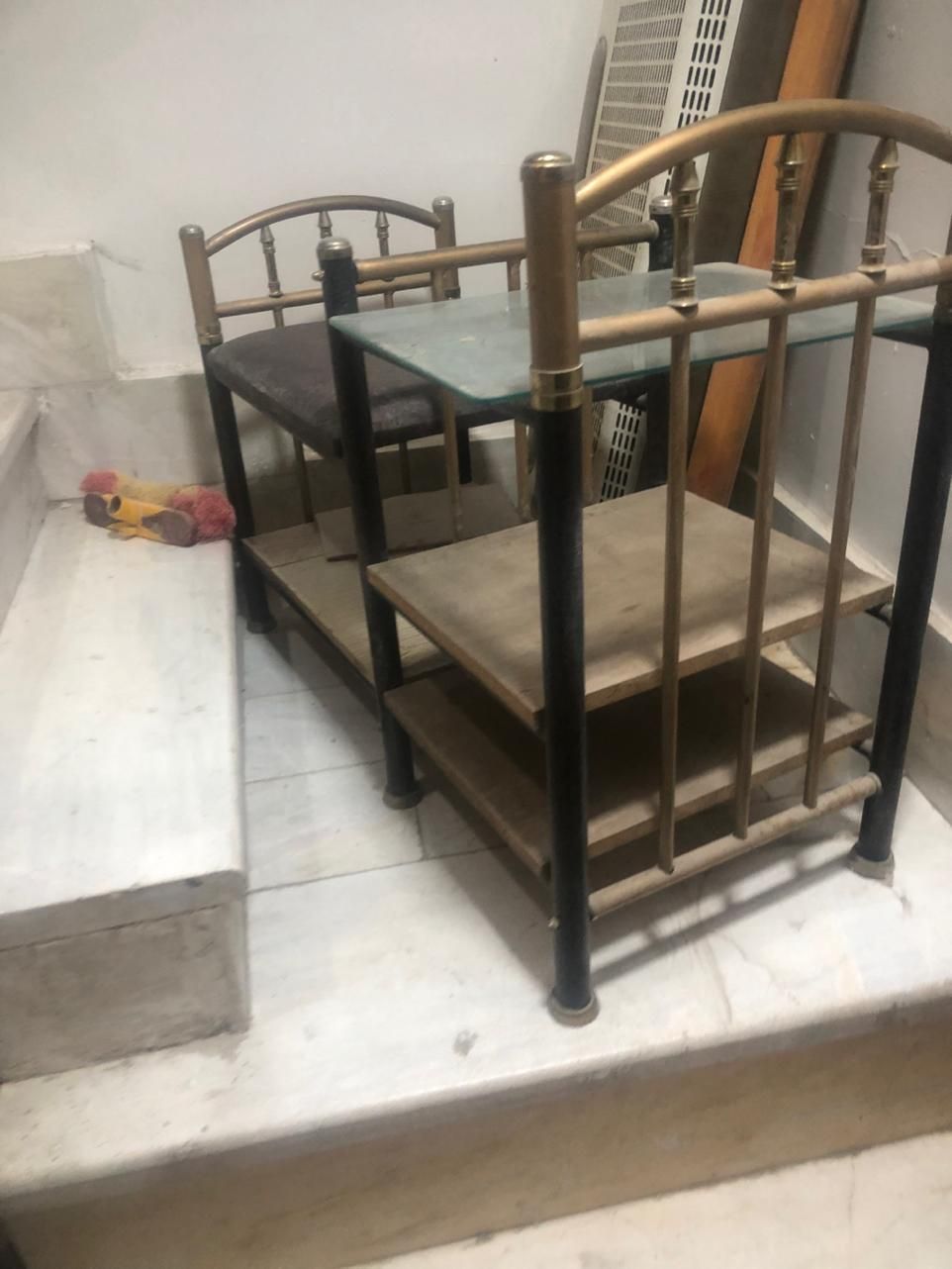 میز تلفن|میز تلفن|اصفهان, خواجو|دیوار