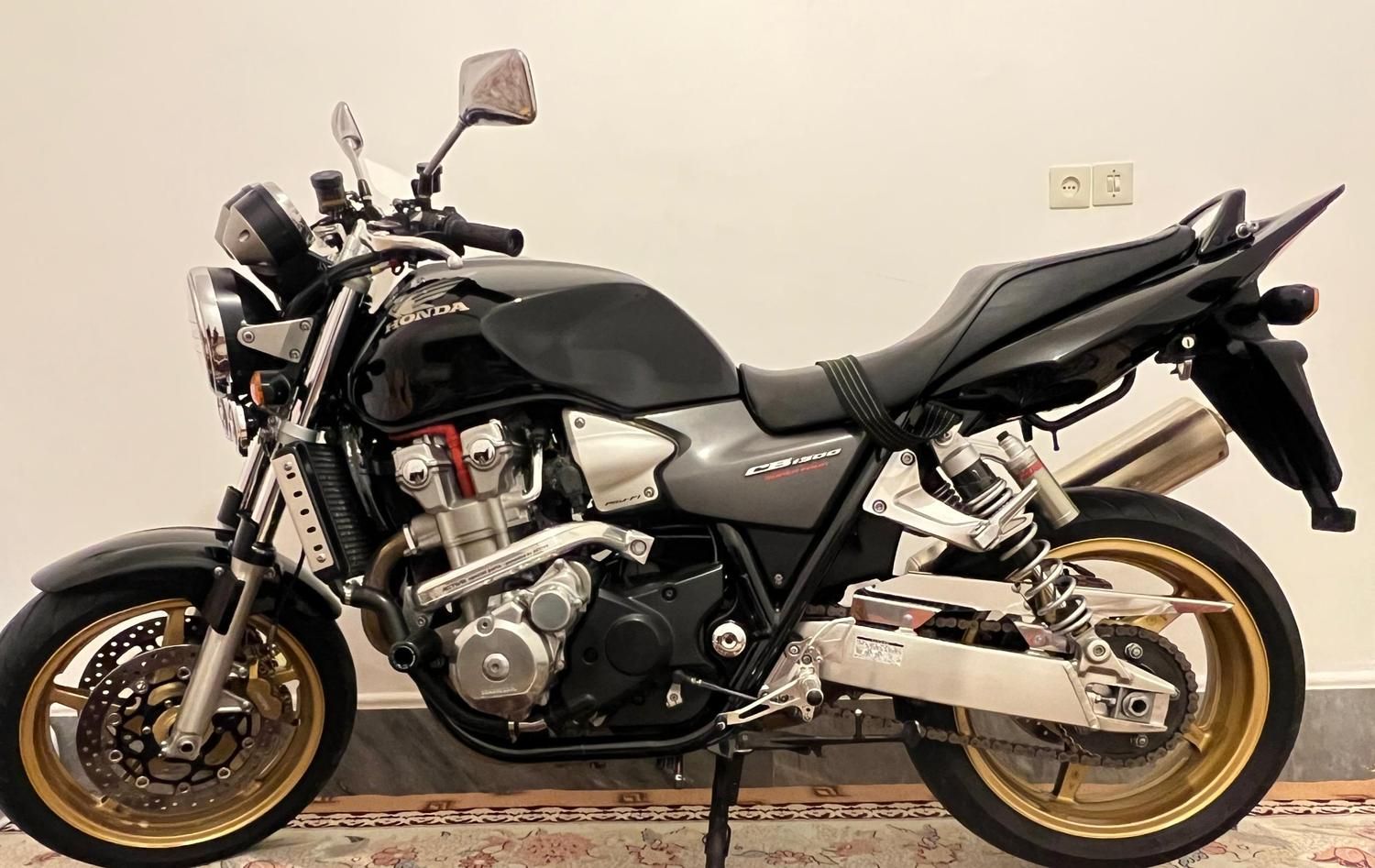 Cb 1300 سی بی ۱۳۰۰ درحد صفر خشک|موتورسیکلت|تهران, ارم|دیوار