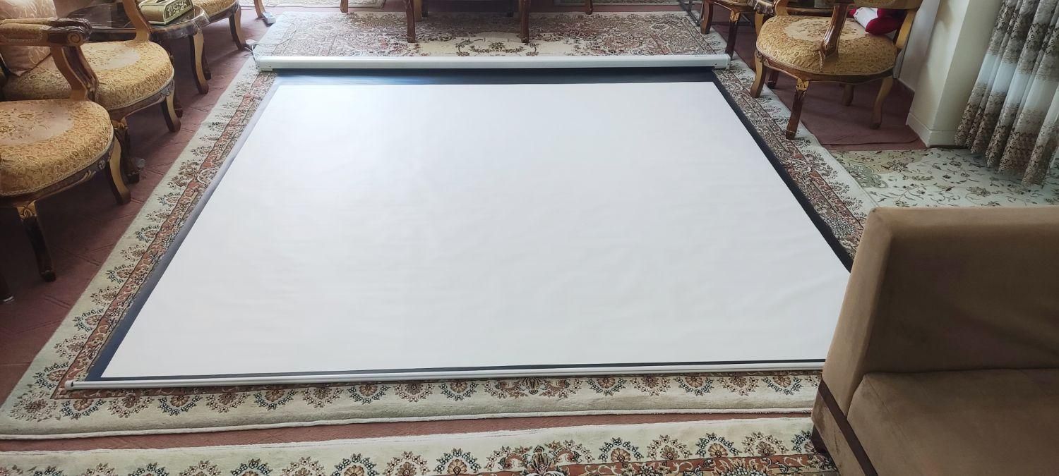 پرده نمایش پروژکتور - برقی (رفلکتا)|تلویزیون و پروژکتور|همدان, |دیوار
