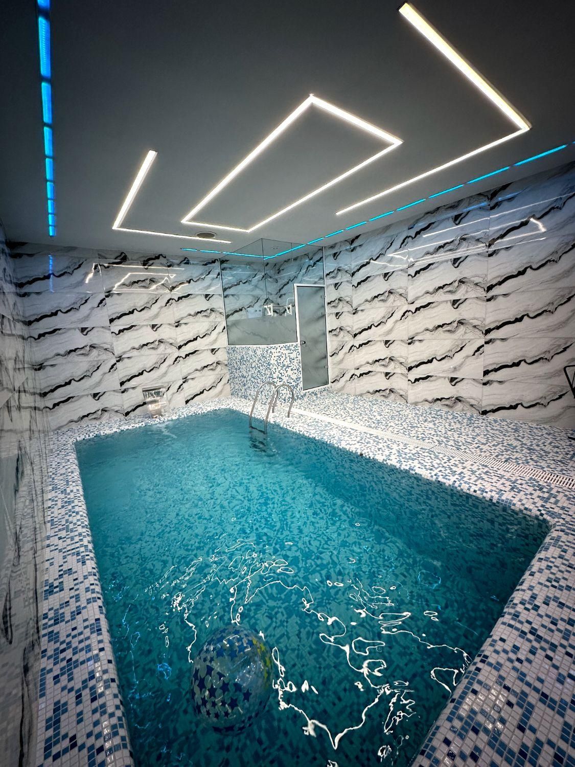 اجاره ویلا استخر دار واقع در تهران مستقیم از مالک|اجارهٔ کوتاه‌مدت ویلا و باغ|تهران, افسریه شمالی|دیوار