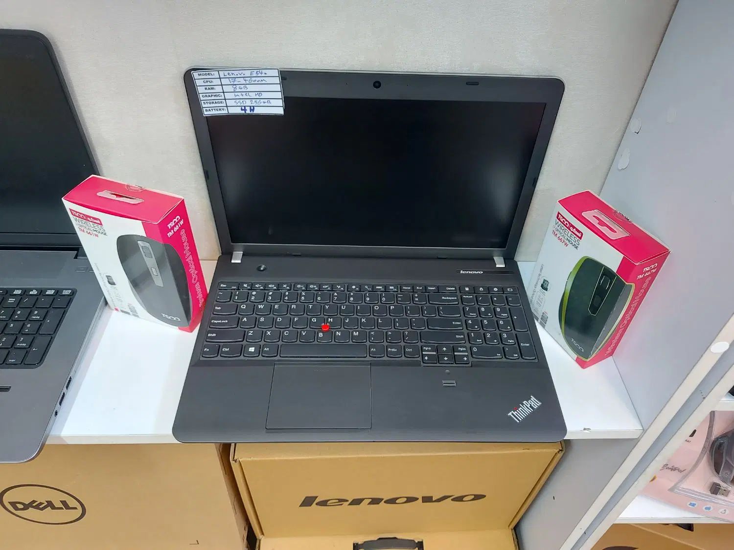 لپتاپcore i7رم8هارد256ssd  کاملانوباکارتن‌باضمانت|رایانه همراه|کرج, گلشهر|دیوار