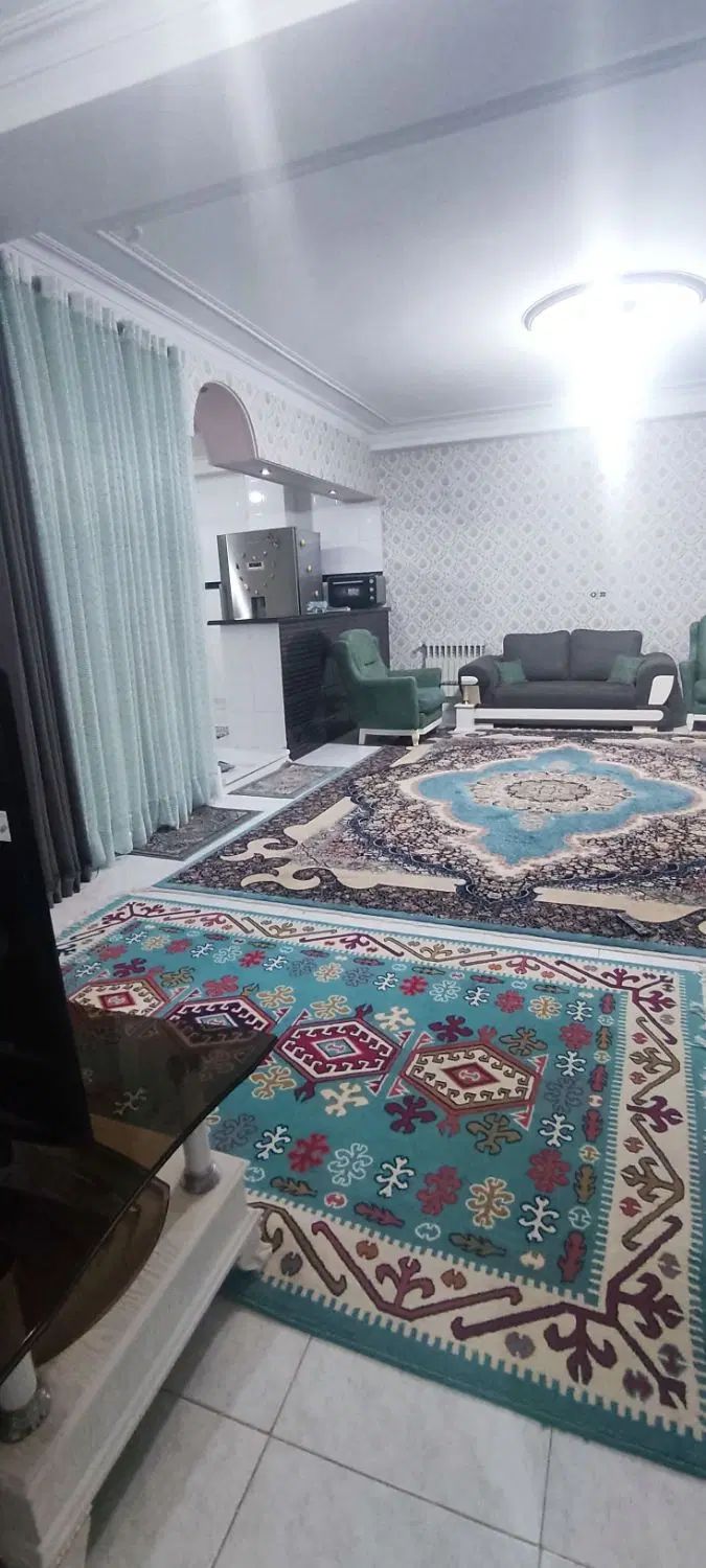 فروش واحد آپارتمانی برخیابان اصلی(خ برزگر) محمدشهر|فروش آپارتمان|محمدشهر, سیدآباد|دیوار