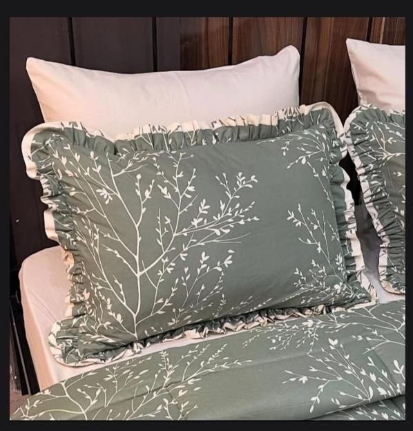 دوخت متکا و تشک دوخت روتختی|رختخواب، بالش، پتو|قم, هفت تیر|دیوار