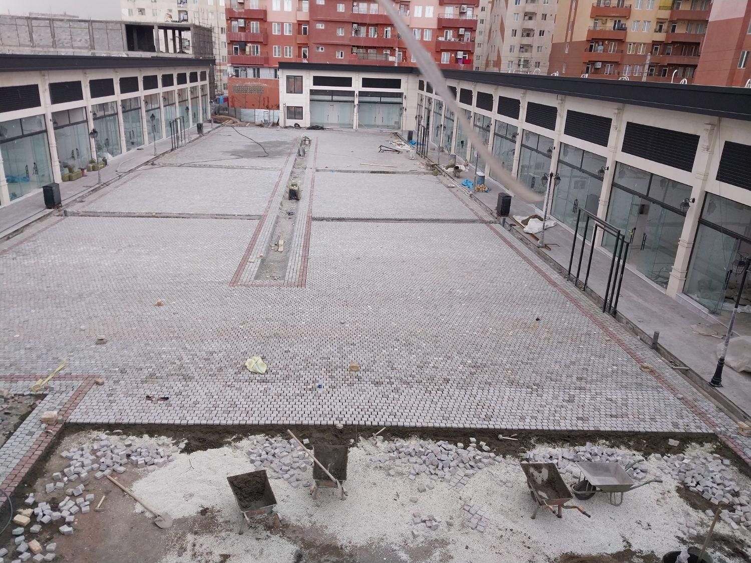 تهیه و اجرای سنگ کوبیک،اجرای کفپوش بتنی،وجدول کاری|خدمات پیشه و مهارت|تهران, باغ فیض|دیوار