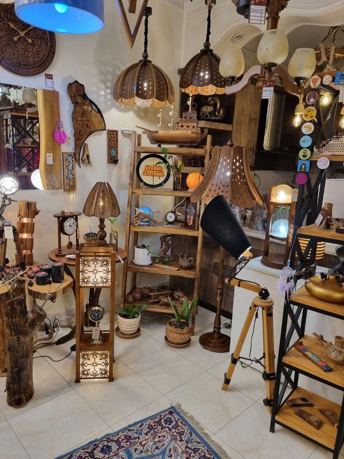 بوفه استند تمام چوب روس|بوفه، ویترین، کنسول|اصفهان, مصلی|دیوار