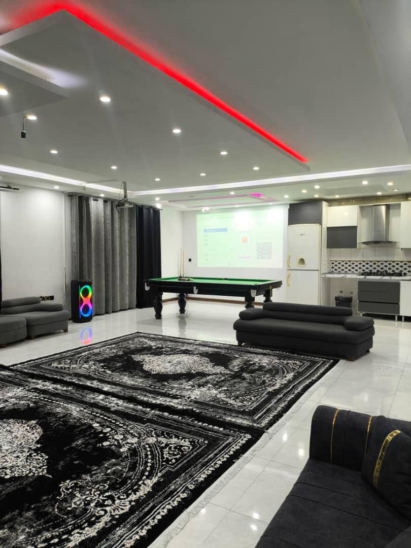 فرش عارف ترمه ۷۰۰شانه|فرش|تهران, فلسطین (میدان انقلاب)|دیوار