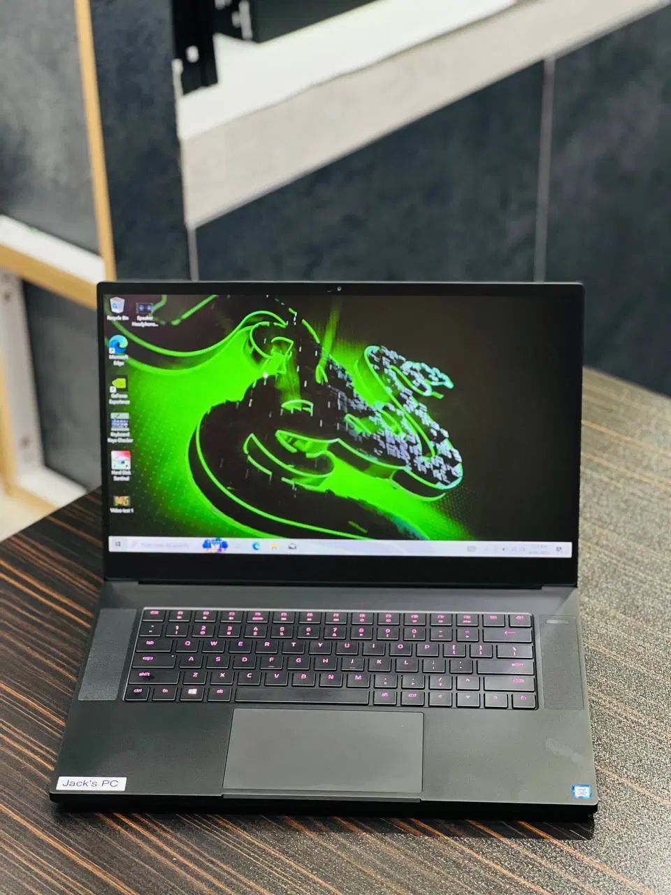 لپ تاپ گیمینگ ریزر بلید۱۵ با8Gگرافیک مجزا 144HZ|رایانه همراه|تهران, یاخجی آباد|دیوار