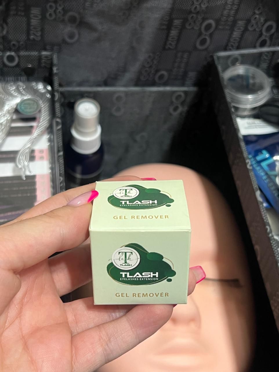 لوازم کاشت و اکستنشن مژه و لیفت ابرو و مژه|حراج|میانه, |دیوار