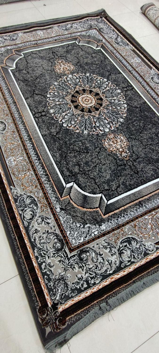 ۱۲ تخته فرش استوک ۷۰۰ شانه|فرش|شیراز, شهرک فرزانگان|دیوار
