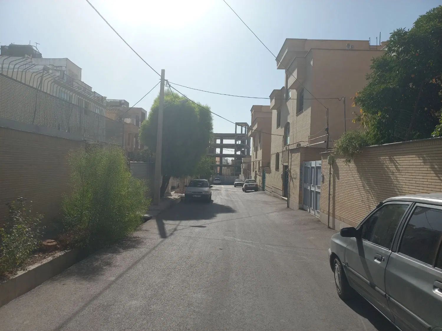 فروش ملک 399 متری3خواب بایک سوئیت واقع در خ باقری|فروش خانه و ویلا|شیراز, شهرک استقلال|دیوار