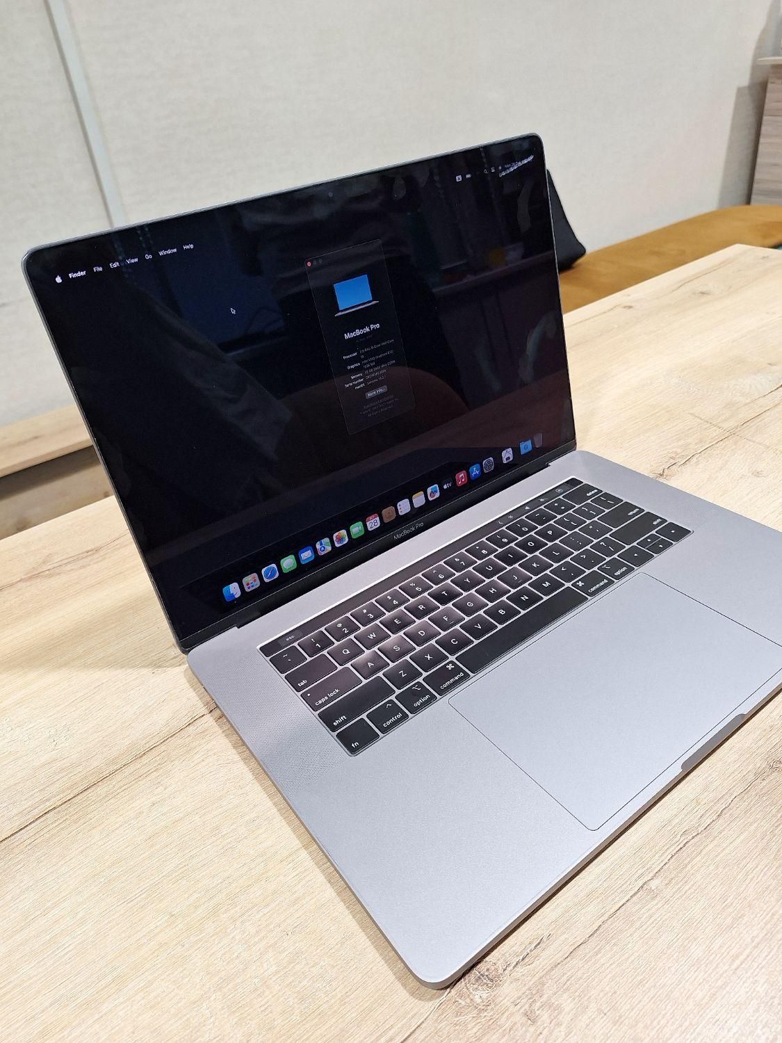 MacBook Pro 2018/i9/32/512|رایانه همراه|تهران, میدان ولیعصر|دیوار