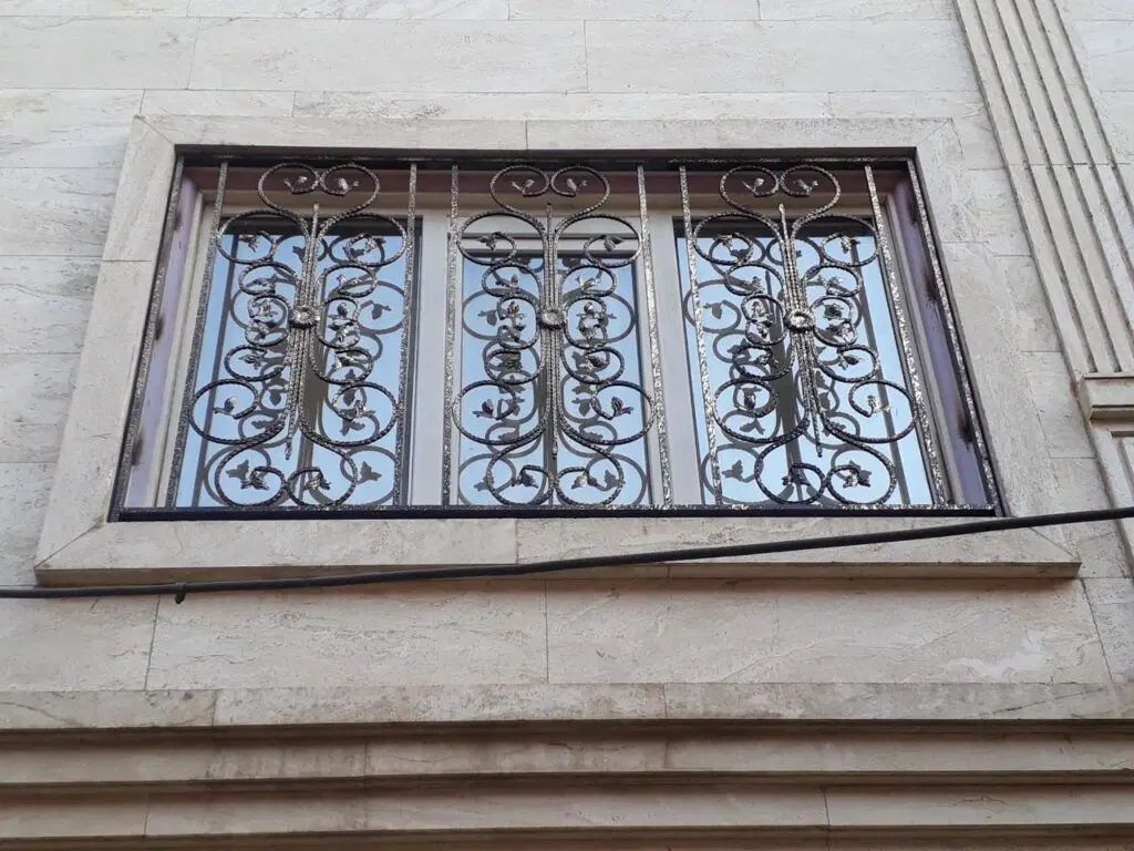 بزرگترین تولید کننده حفاظ پنجره فرفورژه درشرق کشور|مصالح و تجهیزات ساختمان|مشهد, آزادشهر|دیوار