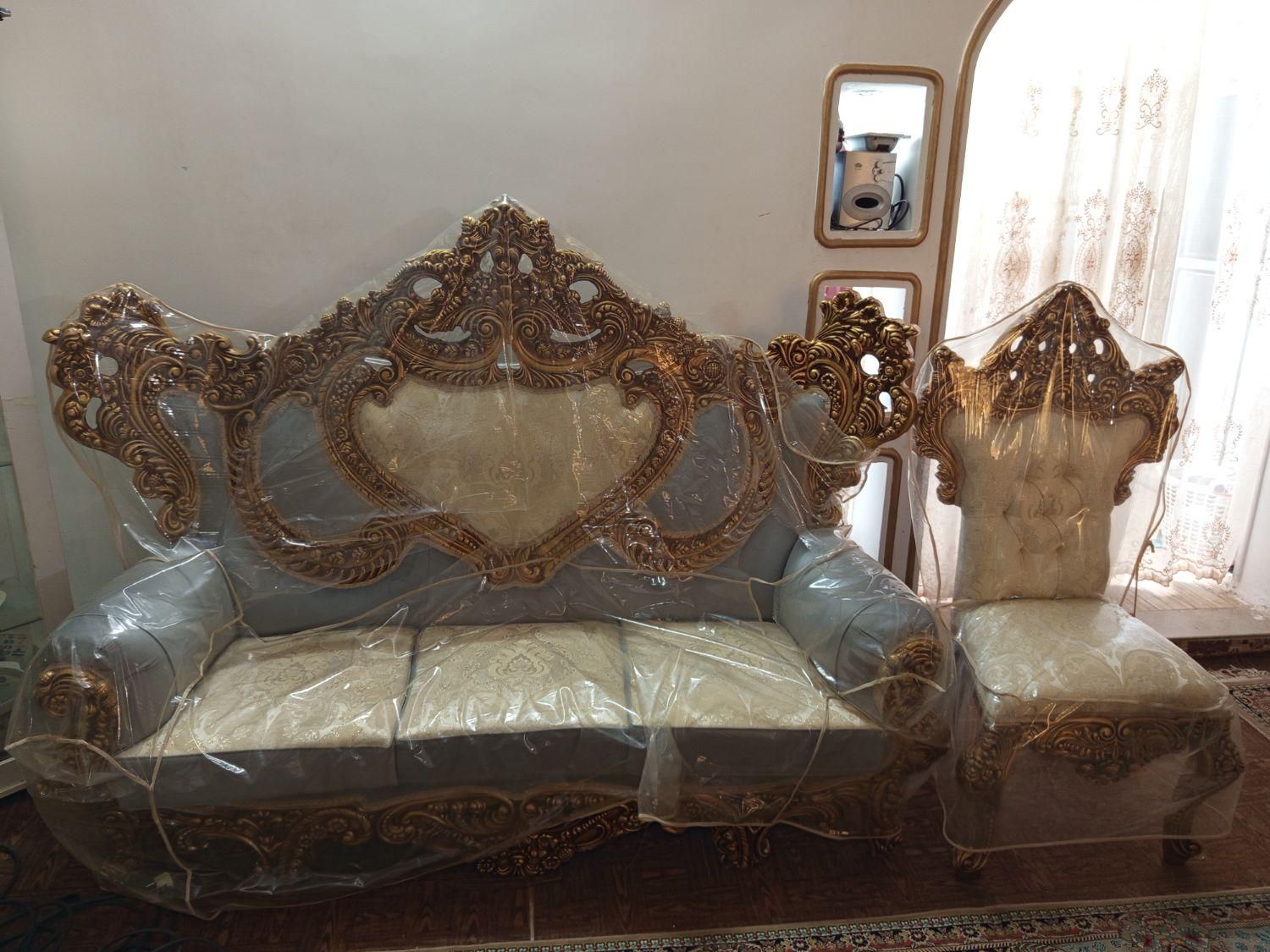 مبل سلطنتی|مبلمان خانگی و میز عسلی|زابل, |دیوار