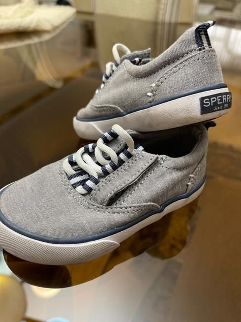 کفش و کلاه و پیشبند|کفش و لباس بچه|تهران, گلستان (شهرک راه آهن)|دیوار