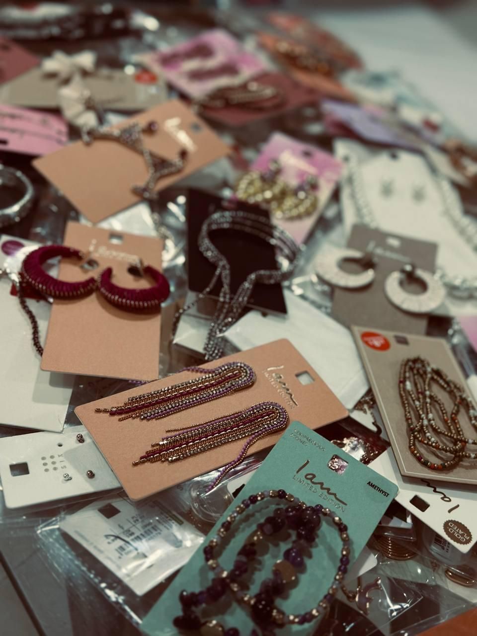 بدلیجات کیلویی|بدلیجات|لاهیجان, انقلاب|دیوار