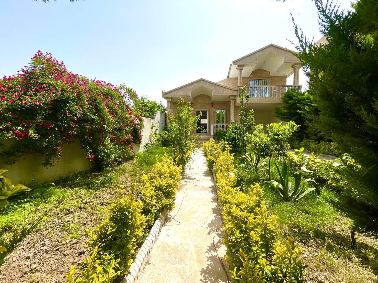 ویلاباغ 300متری شهرک سیکاس سندار|فروش خانه و ویلا|محمودآباد, |دیوار