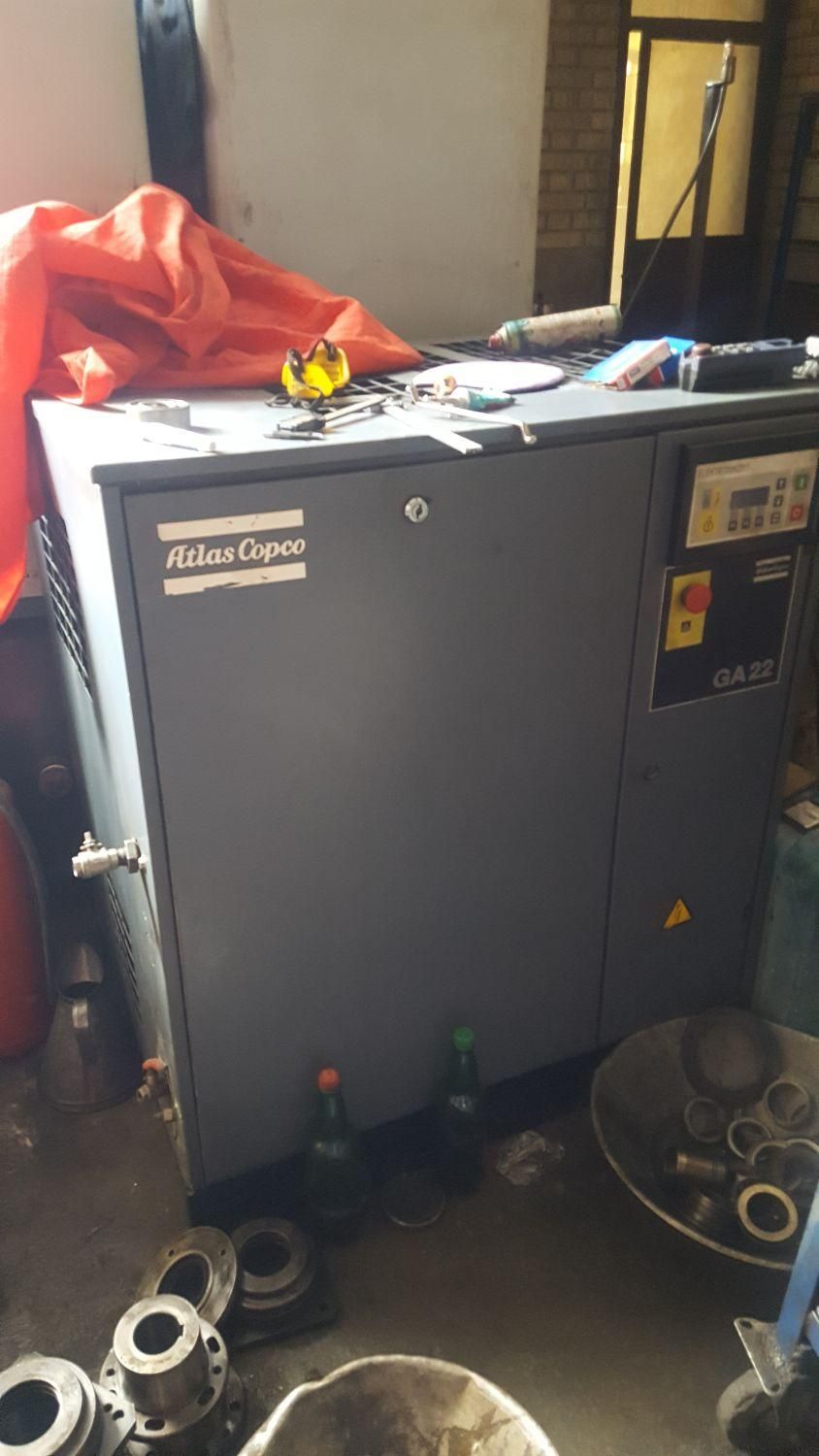 کمپرسور اسکرو ۱ متر تا ۱۰۰ متر مکعب درایر اینورتر|ماشین‌آلات صنعتی|اصفهان, آبشار|دیوار