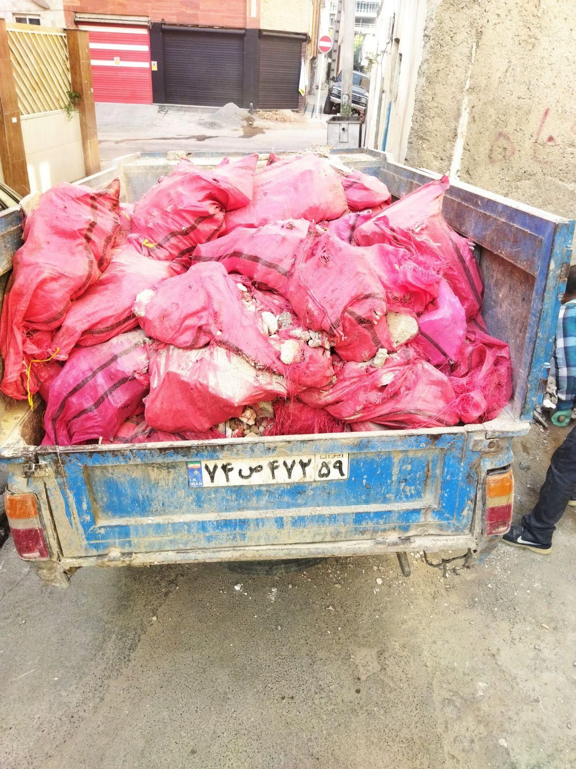 حمل ماسه نخاله ایتال شکسته آجر نیسان کمپرسی|خدمات حمل و نقل|گرگان, |دیوار