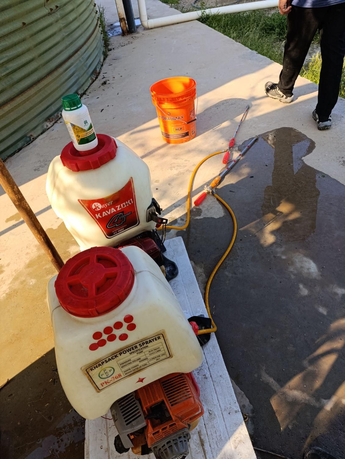 سمپاشی مزارع شلتوک یونجه و باغات میوه|خدمات باغبانی و درختکاری|گتوند, |دیوار