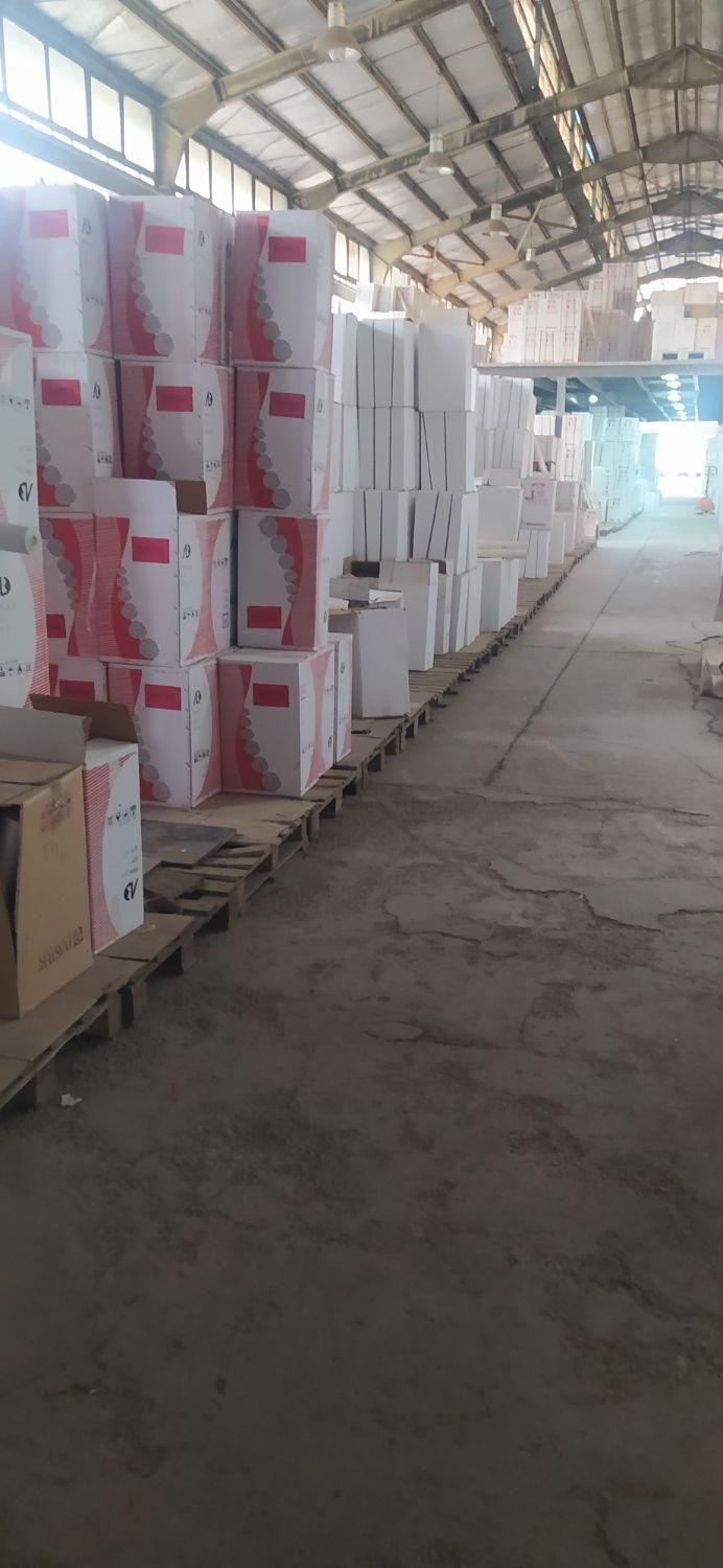 کاغذ دیواری و پوستر و پارکت کفپوش|خدمات پیشه و مهارت|کرج, شهرک ولیعصر|دیوار