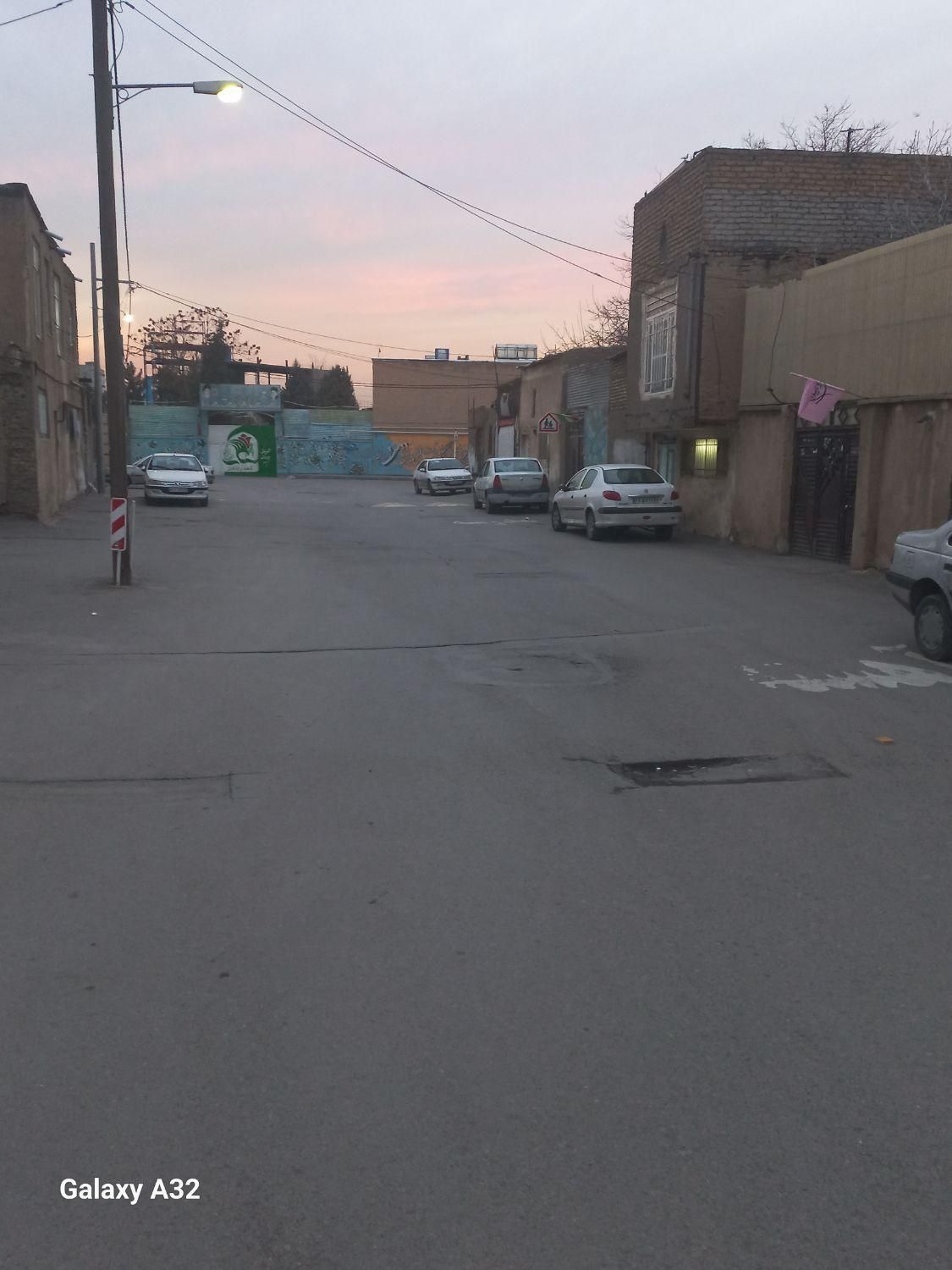 ویلایی۸۰متری،سندملکی،۱۰مترحاشیه،درمیرزاکوچکخان ۳|فروش خانه و ویلا|مشهد, حسین‌آباد|دیوار