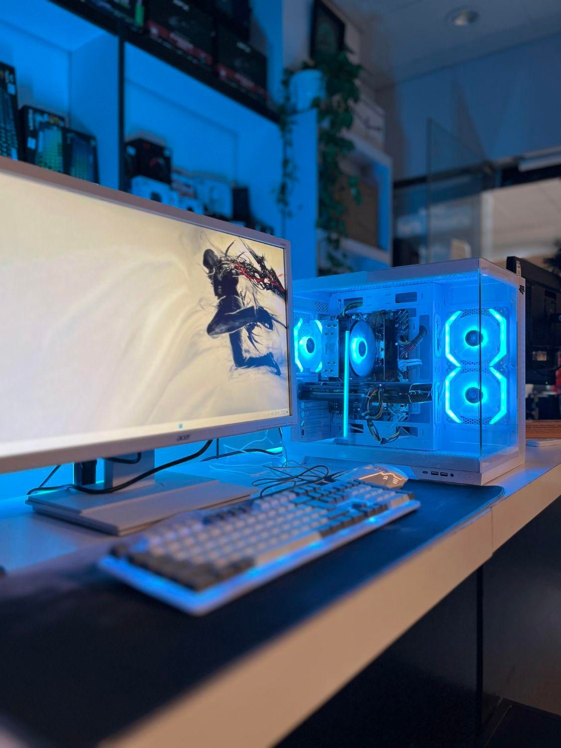 کامپیوتر گیمینگ سفید میان رده|رایانه رومیزی|گرگان, |دیوار