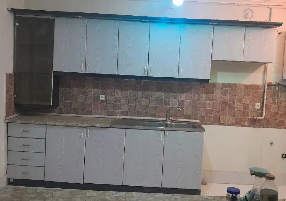 «کابینت کابینت فلزی با سینک و شیر سالم »|مصالح و تجهیزات ساختمان|مشهد, سرافرازان|دیوار