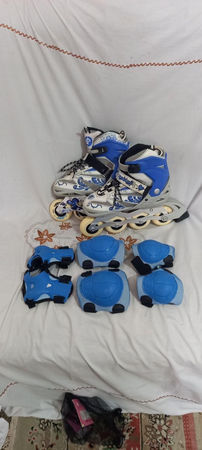 سلام یک  جفت اسکیت به فروش میرسد|دوچرخه، اسکیت، اسکوتر|کاشان, کارگر|دیوار