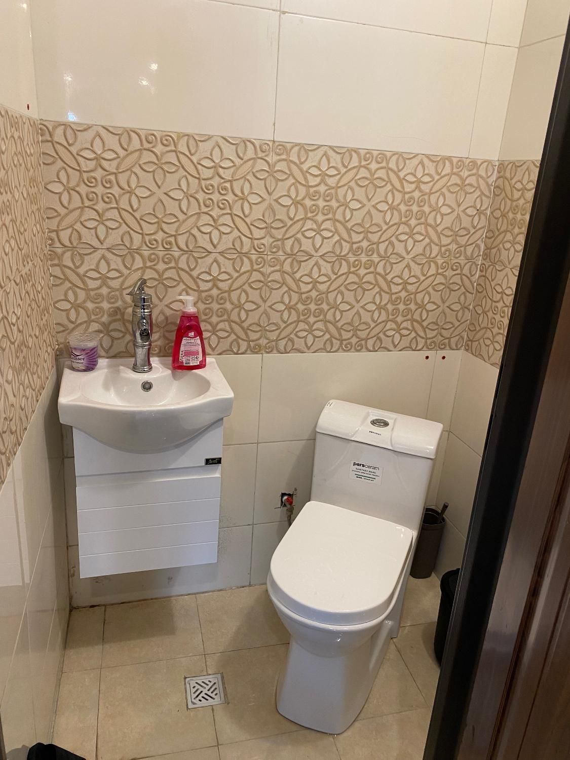 اپارتمان طبقه ۱۰ بلندترین ساختمان فرح اباد|اجارهٔ کوتاهمدت آپارتمان و سوئیت|فرح آباد, |دیوار