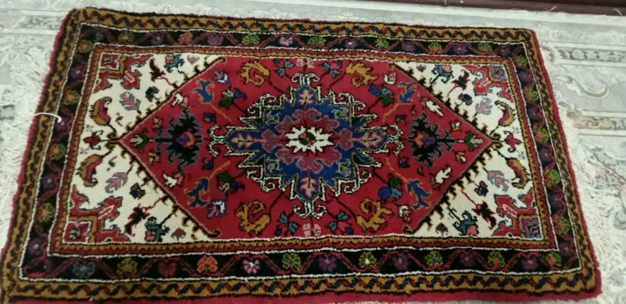 قالیچه دستباف|فرش|تهران, شکوفه (عبدل آباد)|دیوار