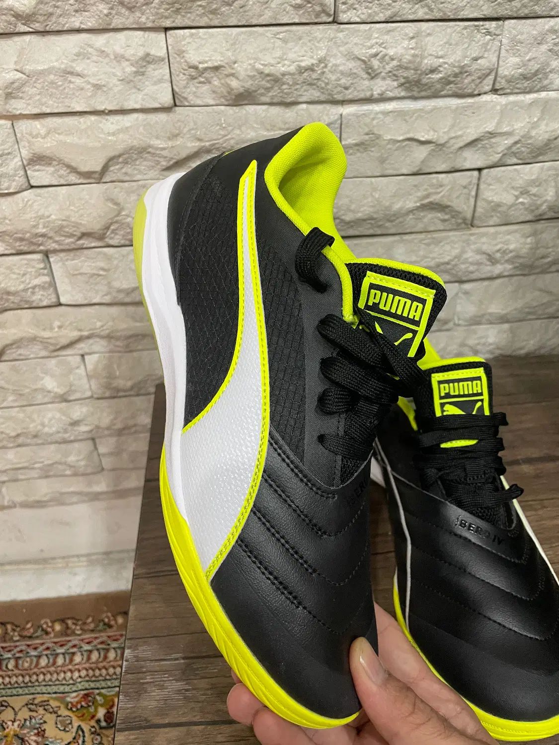 کفش فوتسال حرفه ای و اورجینال پوما puma|کیف، کفش، کمربند|تهران, حسن‌آباد|دیوار