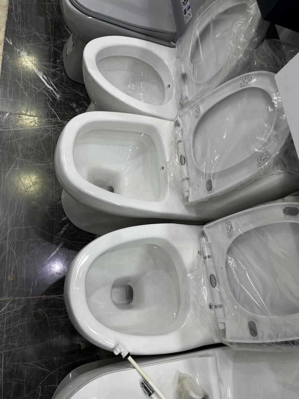 توالت فرنگی خروجی ۱۱۰|مصالح و تجهیزات ساختمان|اصفهان, سرچشمه|دیوار