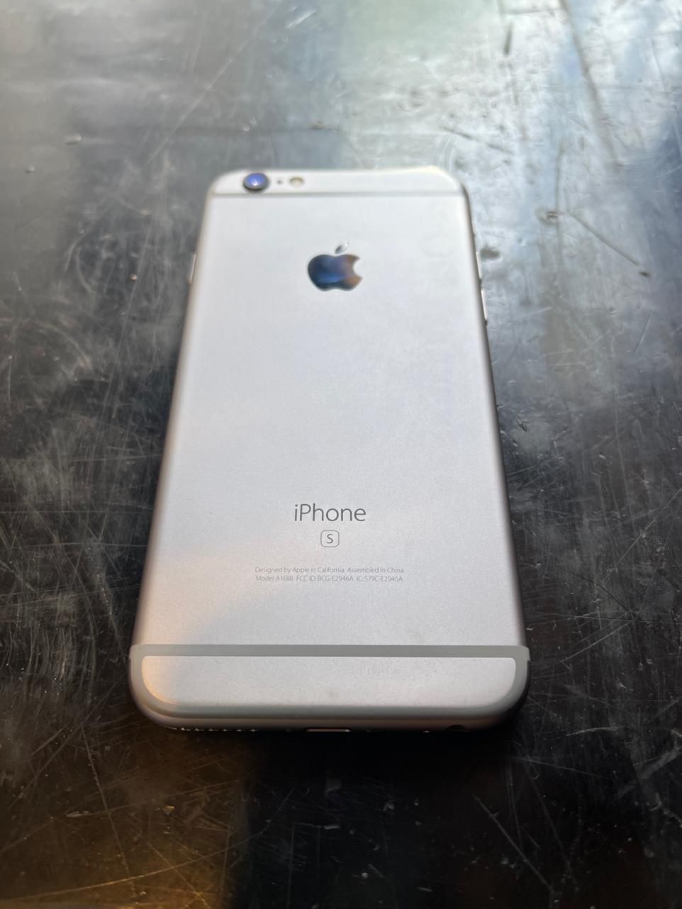 اپل iPhone 6s با حافظهٔ ۶۴ گیگابایت|موبایل|تهران, قیطریه|دیوار