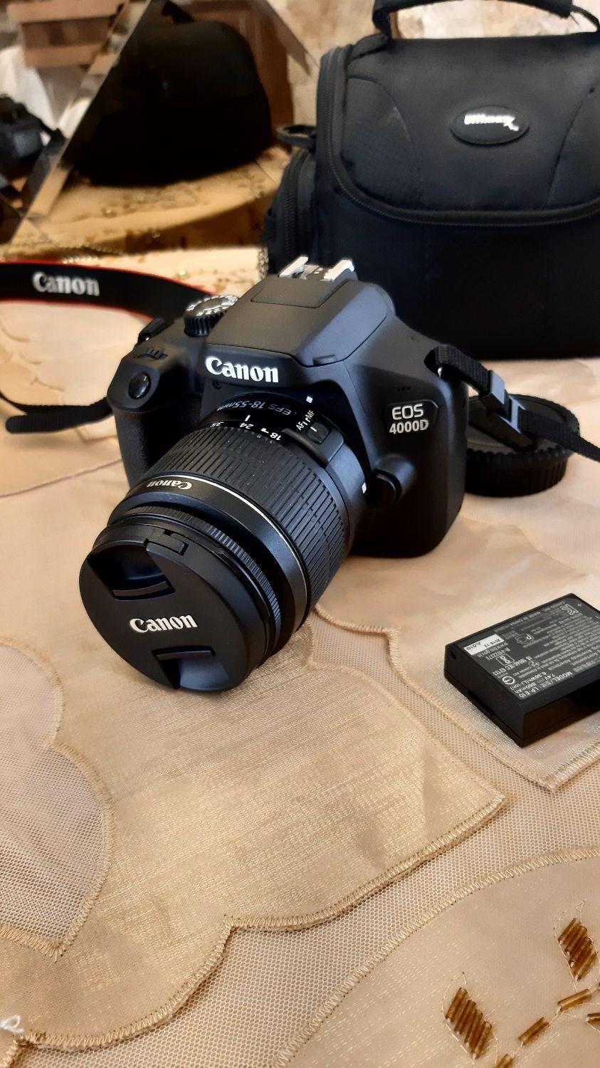 دوربین کنون d4000 فوق العاده کم کار|دوربین عکاسی و فیلم‌برداری|مشهد, شهید مطهری|دیوار