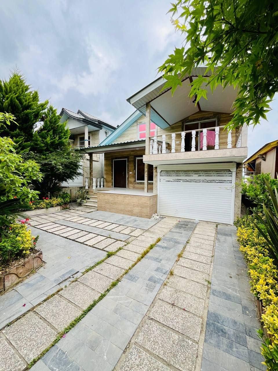 ویلا مشجر و سرسبز/دسترسی آسان/مدارک کامل|فروش خانه و ویلا|نور, |دیوار