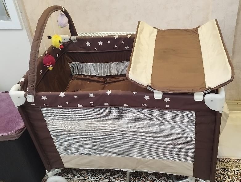 تخت پارک و تشک غلت گیر نوزاد|تخت و صندلی بچه|اصفهان, فرهنگیان|دیوار