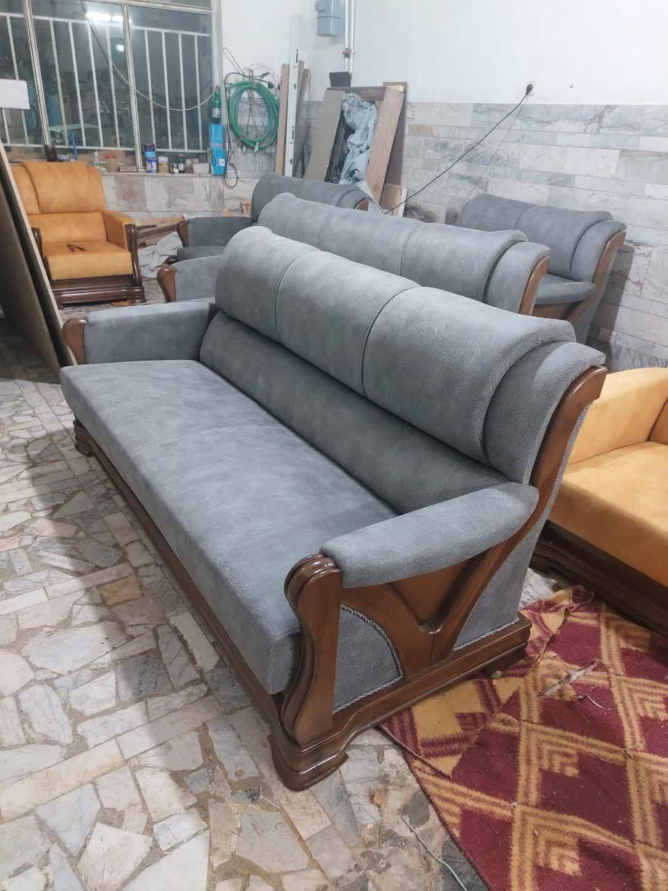 تعمیر مبلمان|مبلمان خانگی و میز عسلی|اردکان, |دیوار