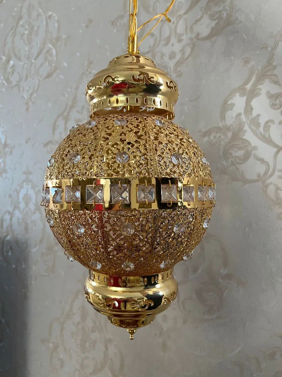 لوستر چرخشی خارجی|لوستر و چراغ آویز|تهران, بهاران|دیوار