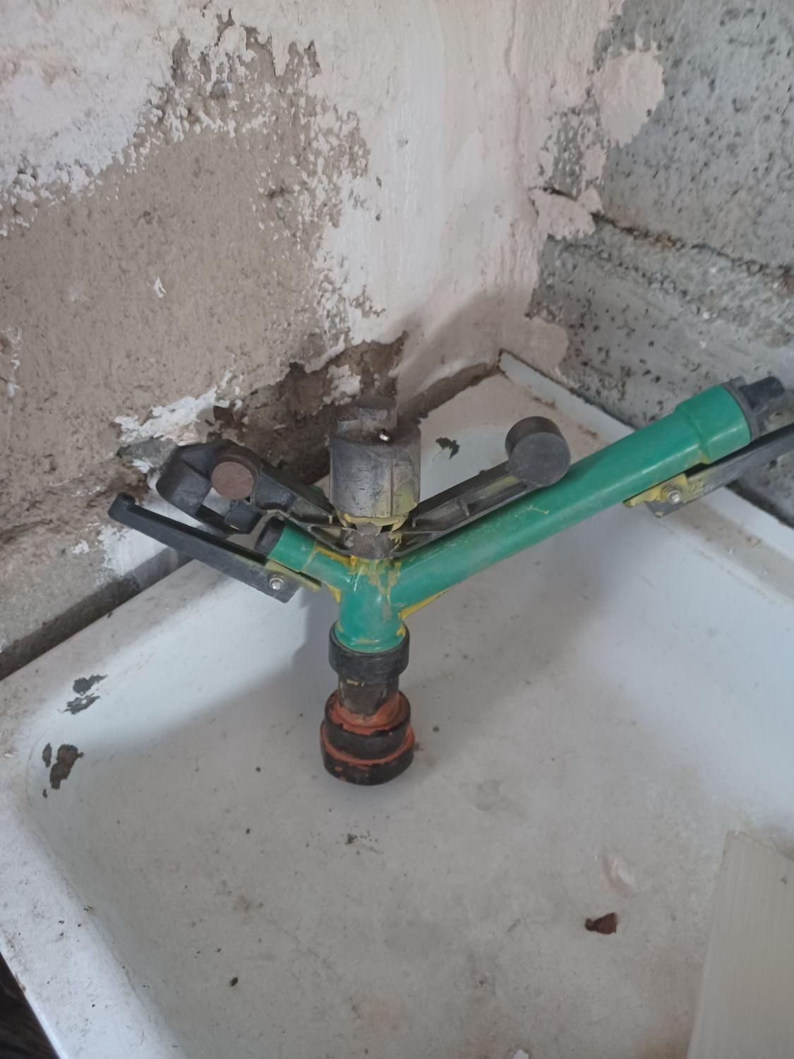 تعمیر انواع ابپاش کشاورزی، امبو پروت سارو|خدمات پیشه و مهارت|کامیاران, |دیوار