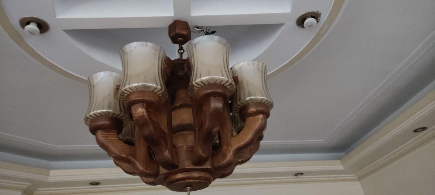 دو عدد لوستر چوبی هر کدام ۸شاخه|لوستر و چراغ آویز|تهران, تهرانپارس غربی|دیوار