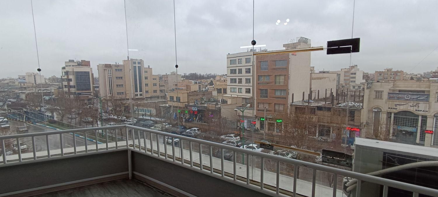 اداری 4 خواب غرق نور نزدیک به اتوبان امکانات کامل|فروش دفتر کار، اتاق اداری، مطب|اصفهان, زهران|دیوار