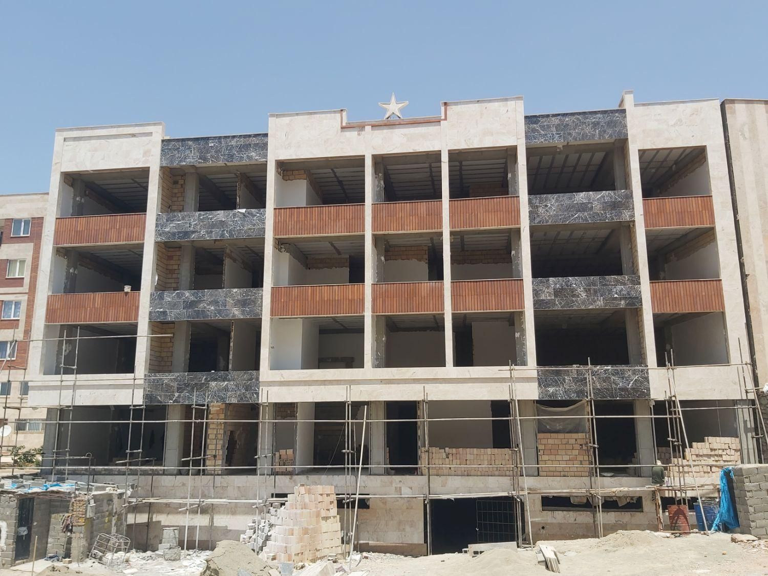 پیش فروش آپارتمان  ۸۱ -۹۲ متری فاز ۲ مهستان|پیش‌فروش املاک|هشتگرد, فاز ۲ مهستان|دیوار